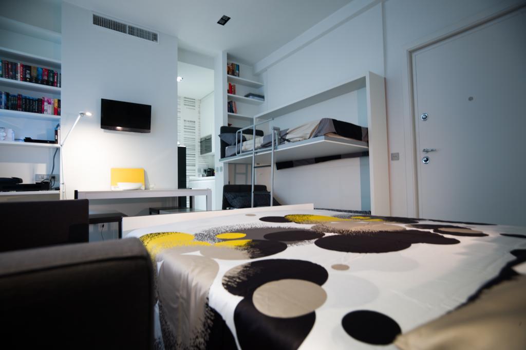 Stylish Mini In The Heart Of Milano Apartment Bilik gambar