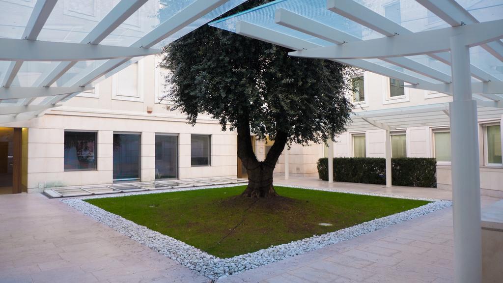 Stylish Mini In The Heart Of Milano Apartment Bilik gambar